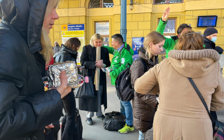 ORFK: tízezren érkeztek Ukrajnából hétfőn