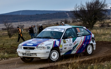 Rally: Marcell és Karesz, avagy az Opel sosem kop el!